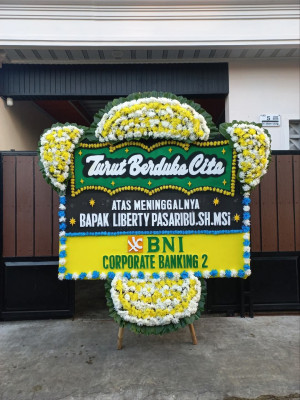 Papan Bunga Duka di Manduamas